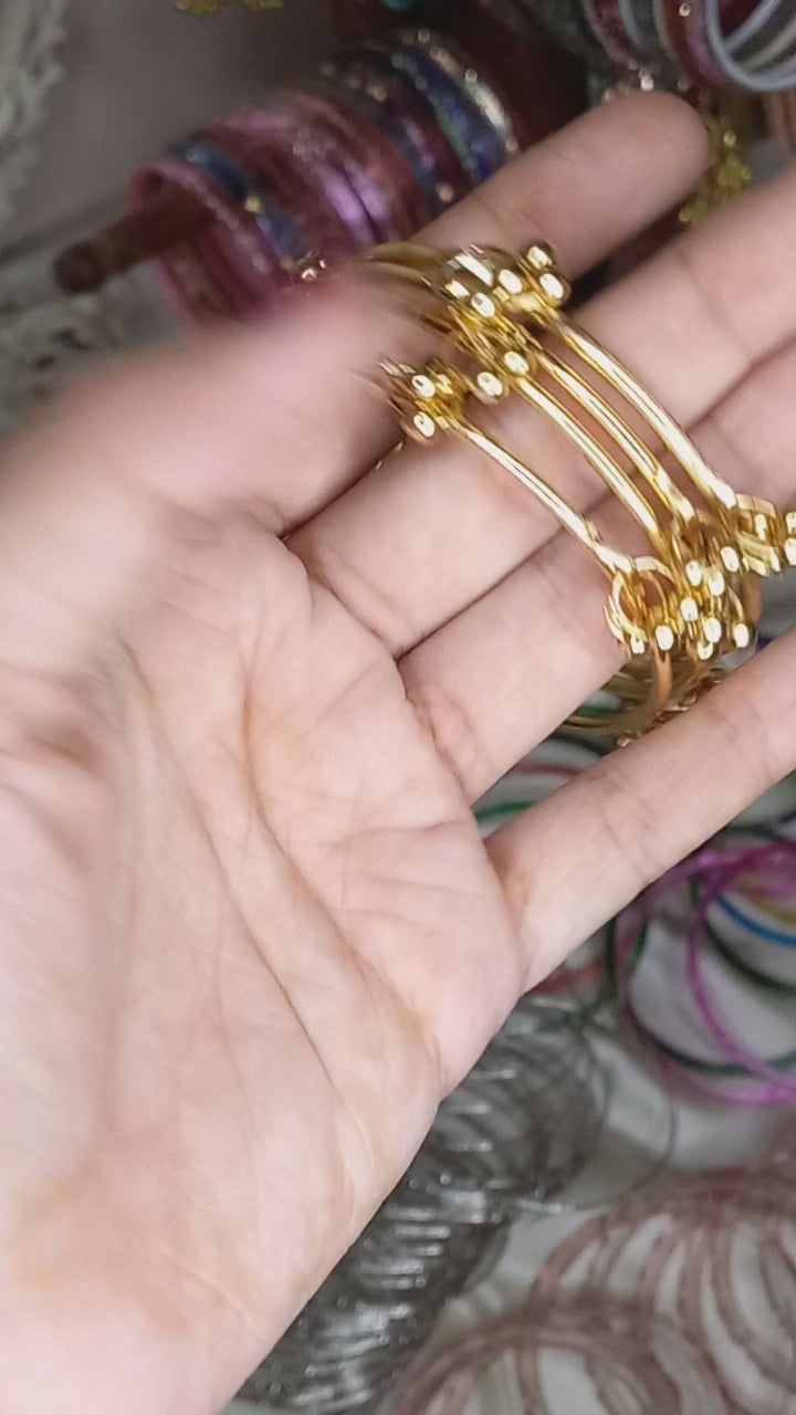New design ghunghru Bangles